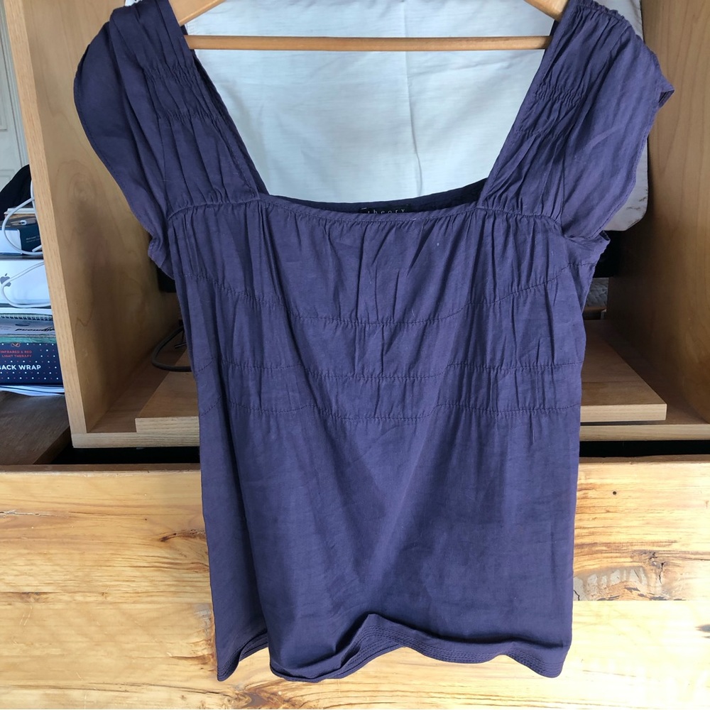 Theory sleeveless Top.